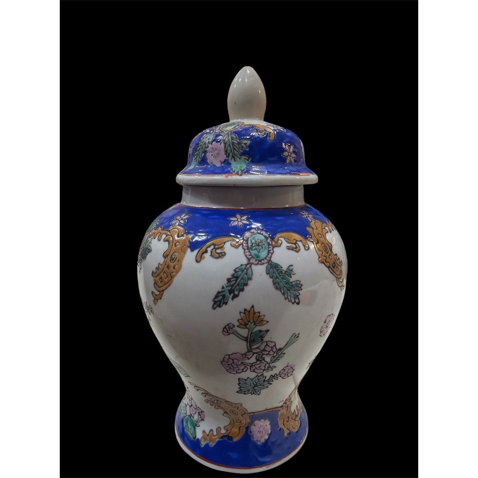Chinoiserie Ginger Jar with Lid, Blue & White Floral Ceramic Vase, Hollywood Regency Decor, Grandmillennial Shelf Decor