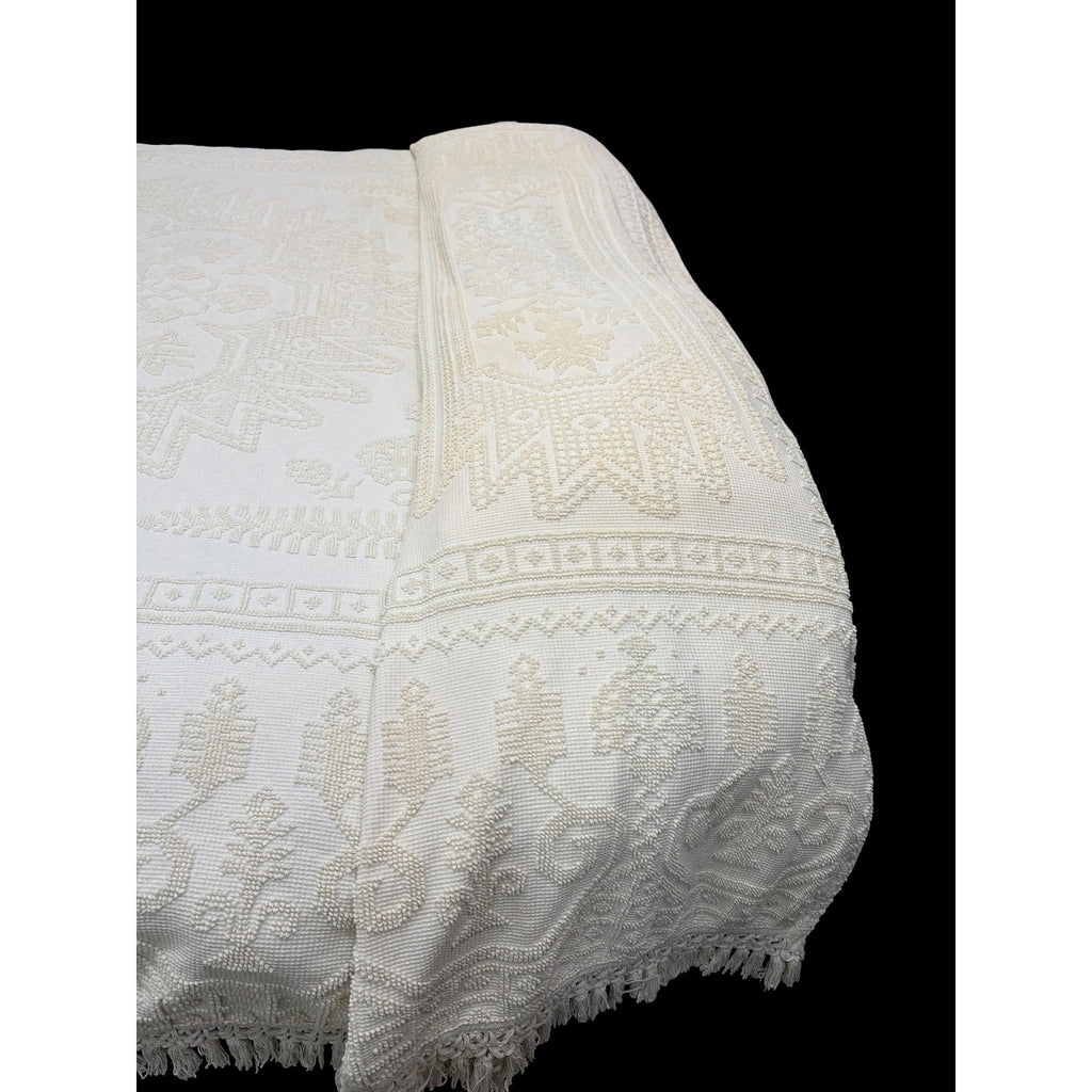 Vintage Sears Ivory Chenille Bedspread King 100x122 Cotton Fringe Medallion