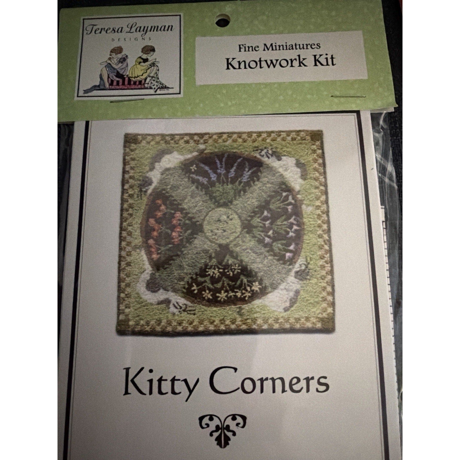 Teresa Layman Kitty Corners Miniature Knotted Rug Kit NOS Sealed