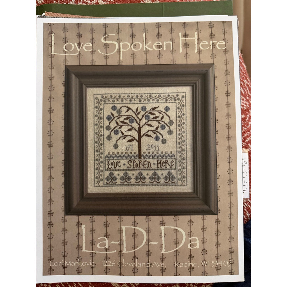 La-D-Da Love Spoken Here Cross Stitch Tree Sampler NOS