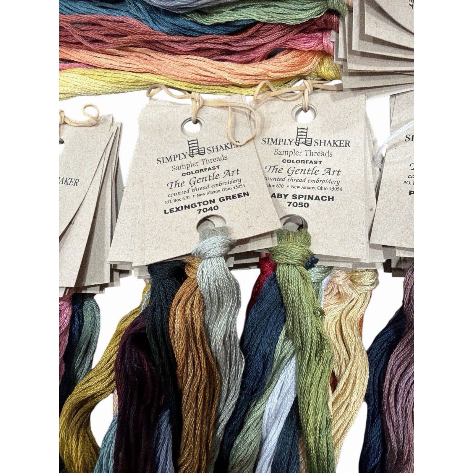 The Gentle Art Simply Shaker 2013 Sampler Threads 97 Color NOS Set