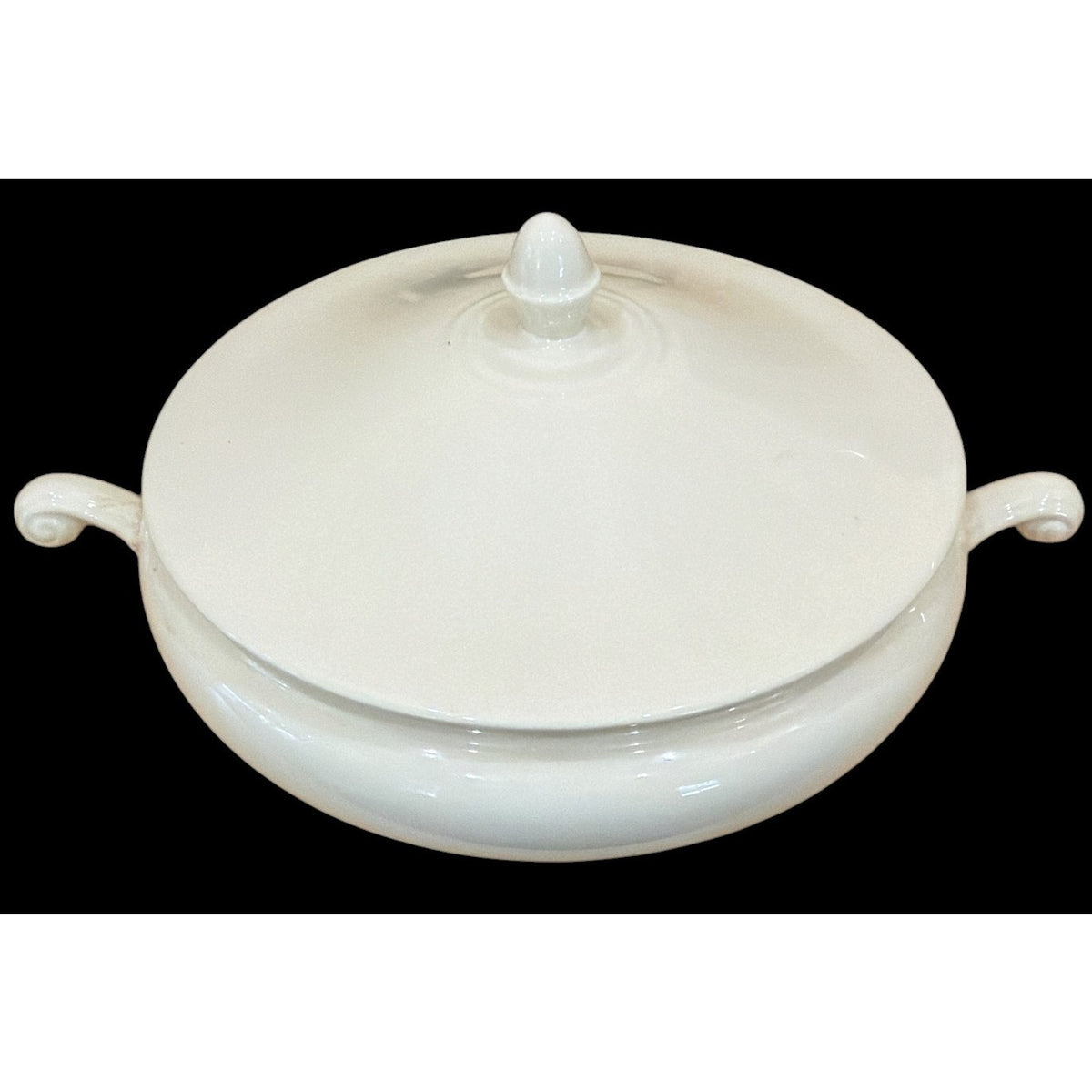 1951 Homer Laughlin Eggshell Nautilus White Covered Vegetable Bowl – additional view 2