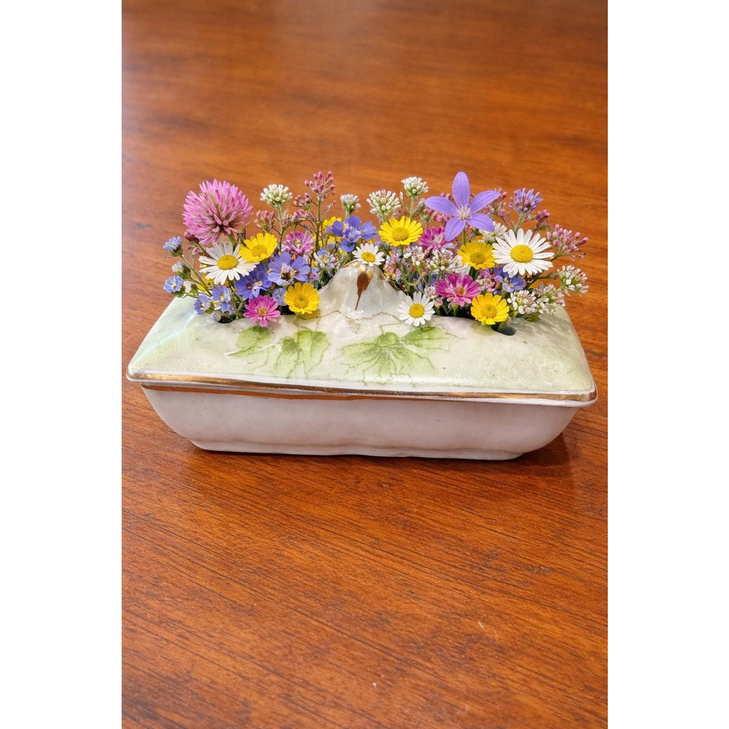 Vintage Pique Fleurs Flower Frog Porcelain Ivy Mini Vase European Style Floral Arranger