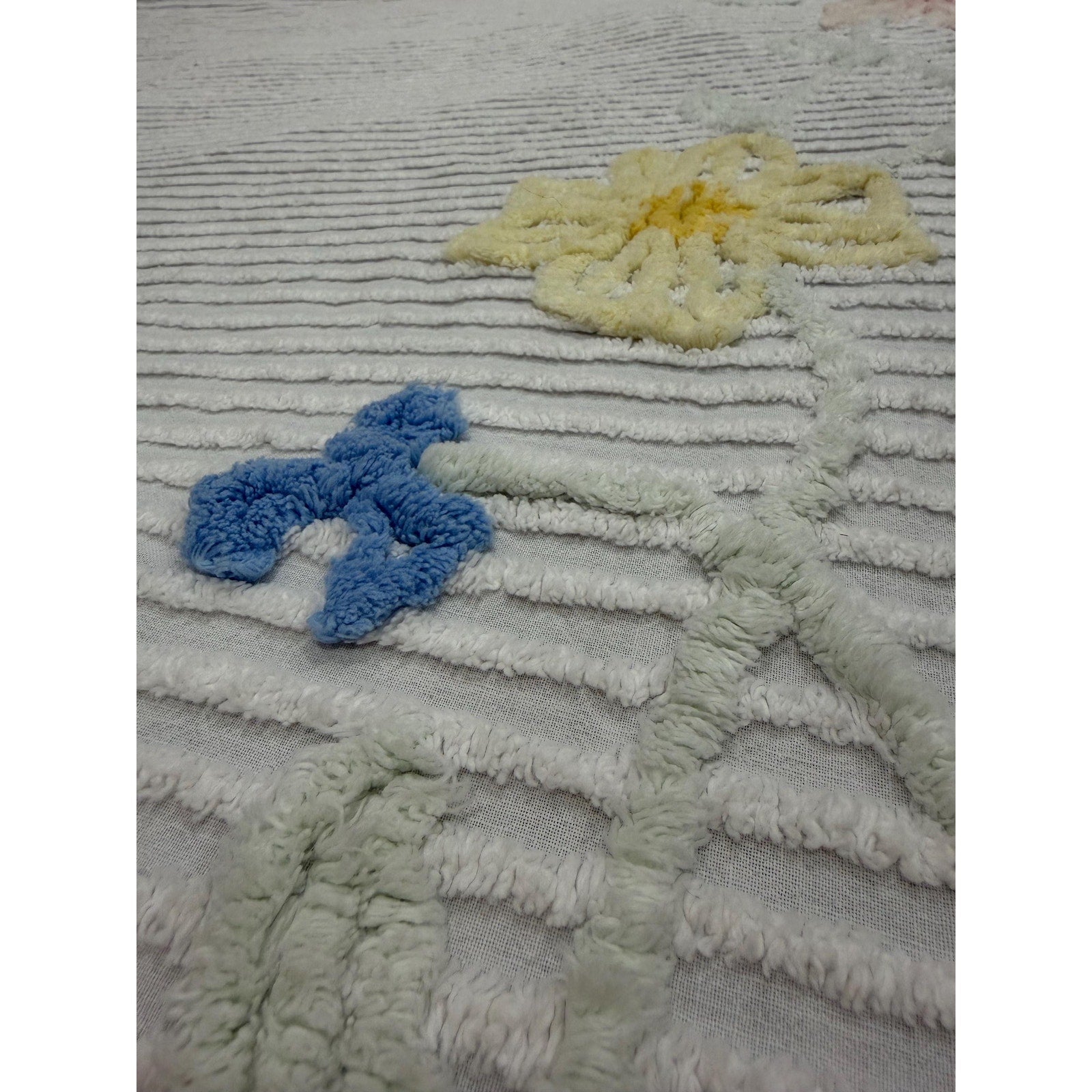 Vintage Queen Chenille Bedspread: Pastel Floral Cotton Cottagecore Bedding
