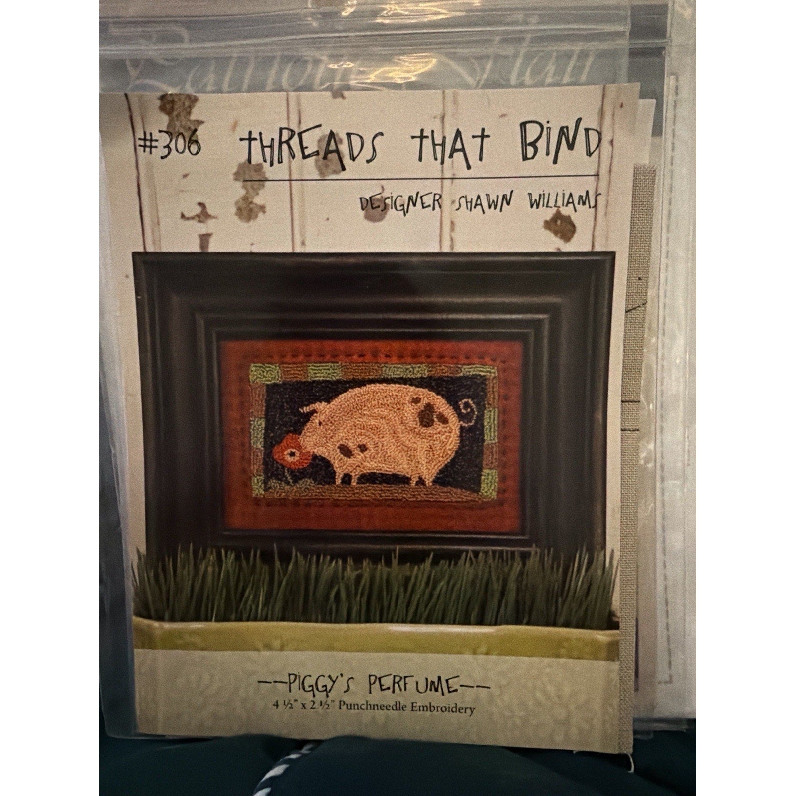 Threads That Bind Piggy’s Perfume #306 Punchneedle Pattern Weaver’s Cloth NOS