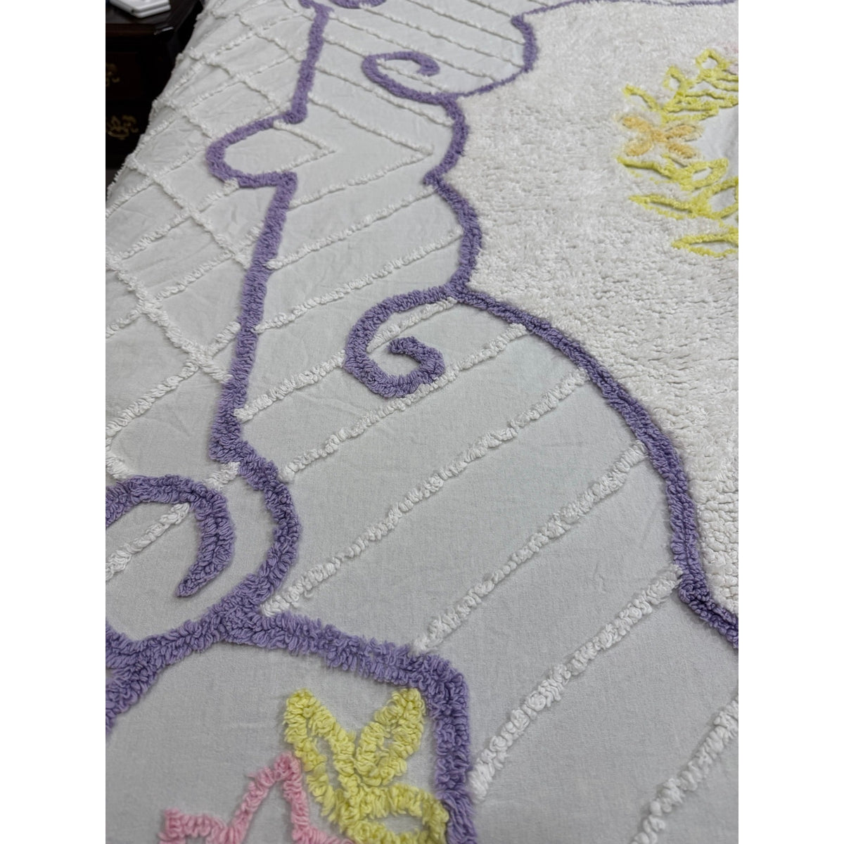 Vintage Chenille Bedspread King 108 x 122 Floral Lavender Pink Yellow – additional view 9