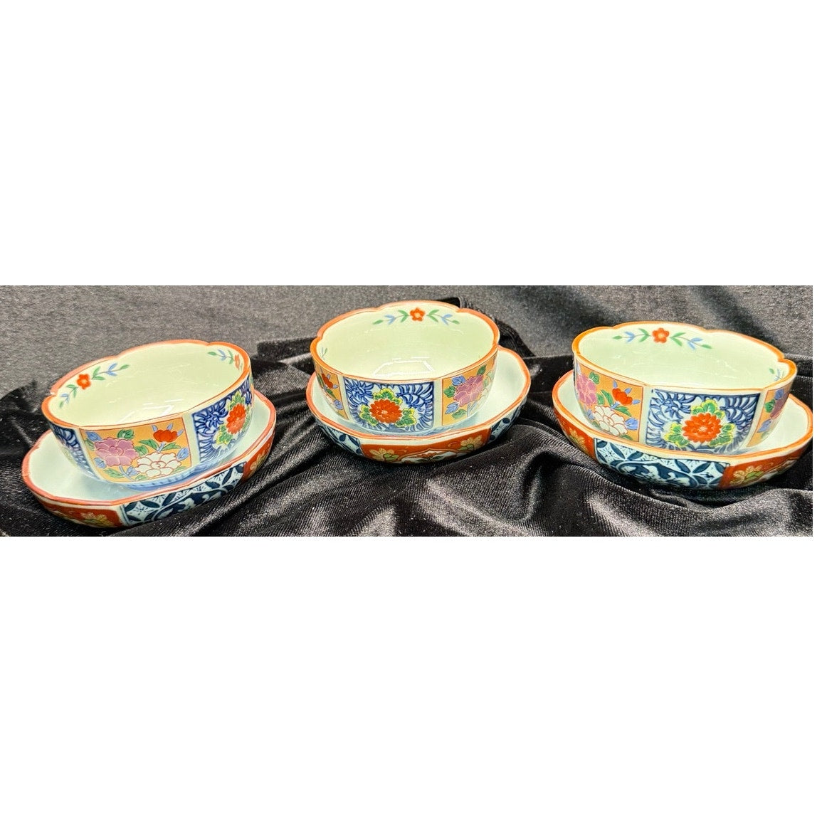 Vintage Japanese Imari Style Kobachi Bowls & Underplates Set of 3 Hand Painted