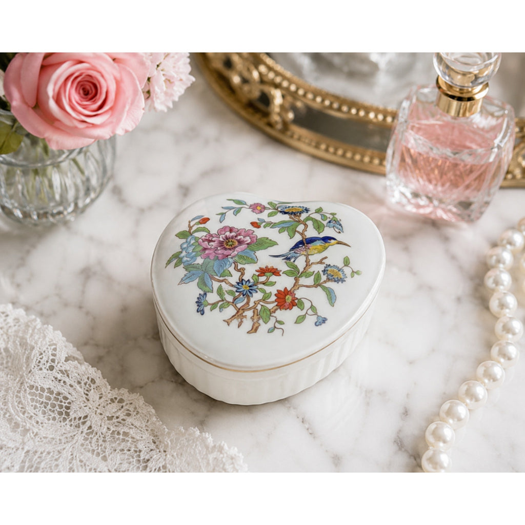 Vintage Aynsley Pembroke Heart Trinket Box Fine Bone China Made in England