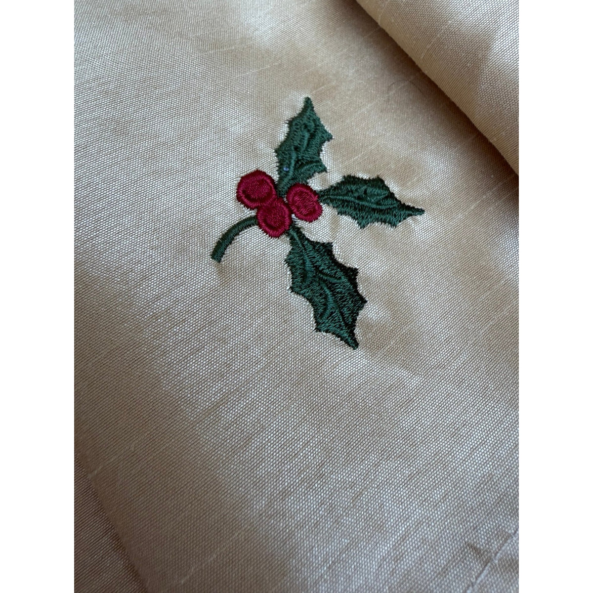Gold Christmas Cloth Napkins Set of 8 Embroidered Holly 16 Inch Holiday Linens – additional view 4