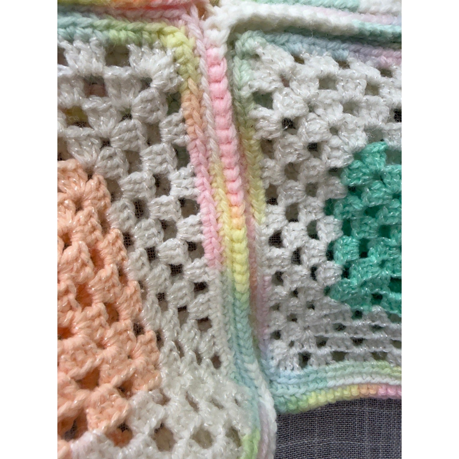 Handmade Pastel Crochet Granny Square Afghan Twin Bedspread 74 x 68