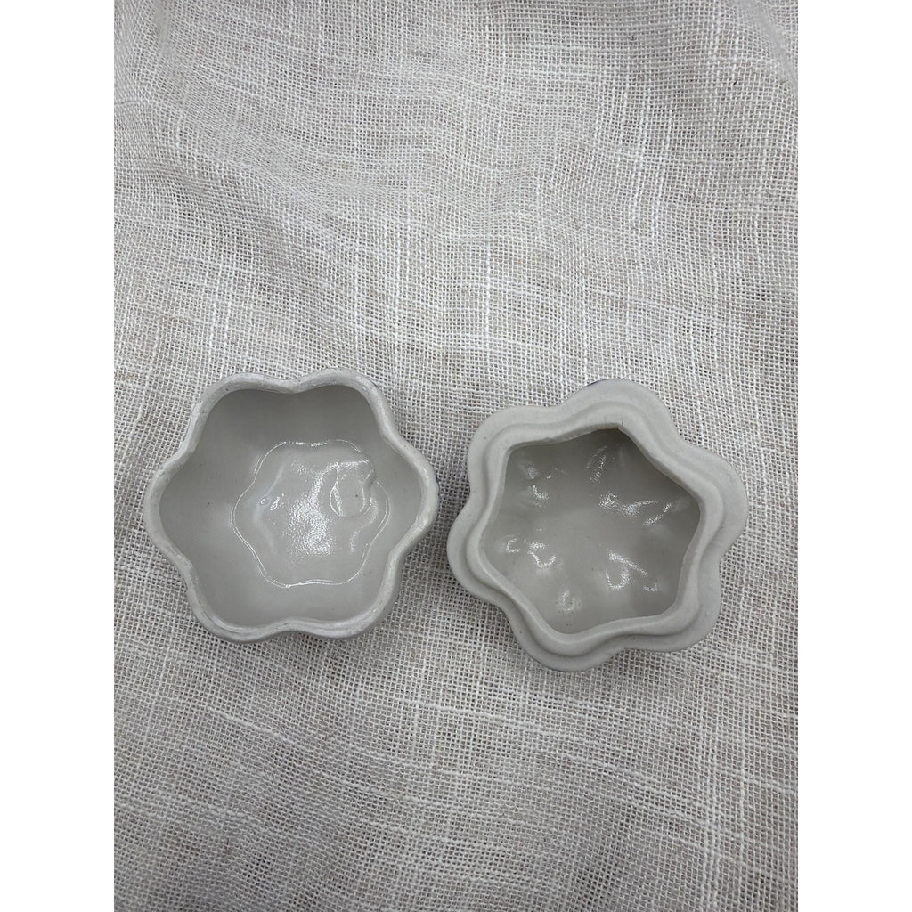 Vintage Blue White Porcelain Pumpkin Trinket Box Small Jewelry Box China