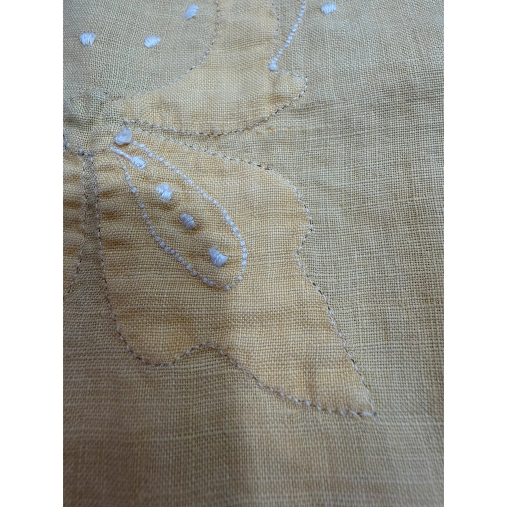 Pale Yellow Handkerchief Weight Table Cloth 32” square Vintage – additional view 5