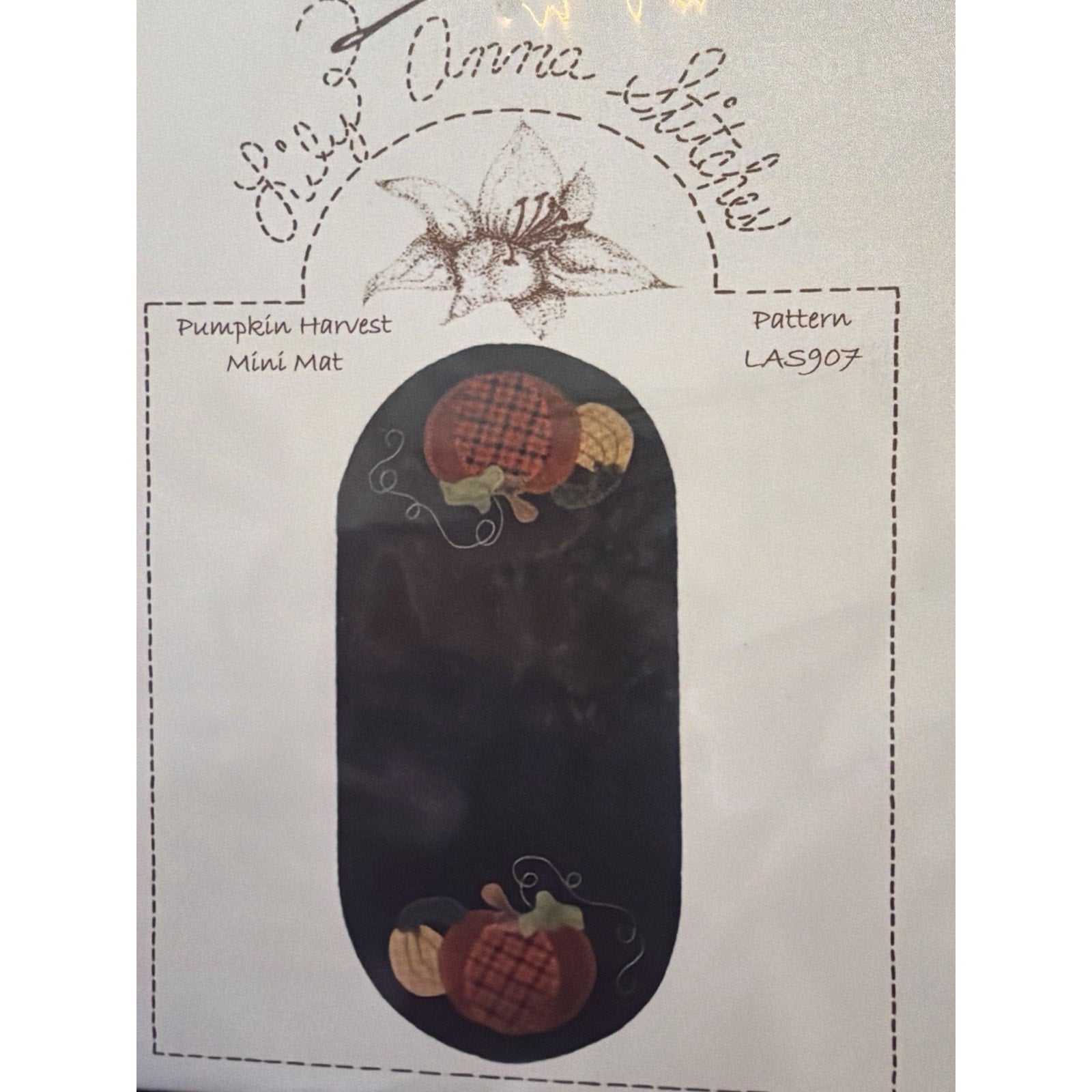 Lily Anna Stitches Pumpkin Harvest Mini Mat LAS907 Wool Pattern