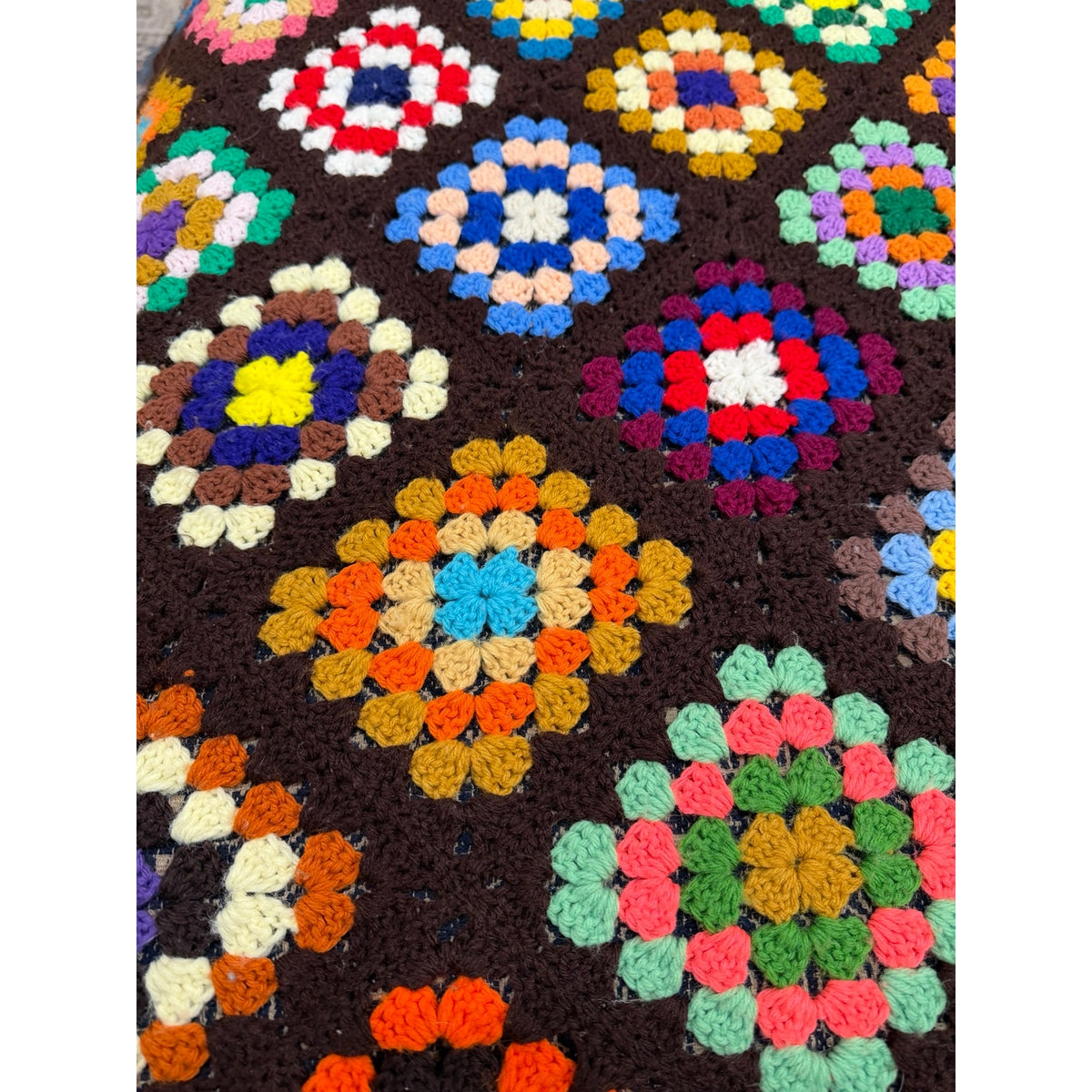 Vintage King Size Granny Square Crochet Afghan 115 x 85 Handmade Bedspread – additional view 7