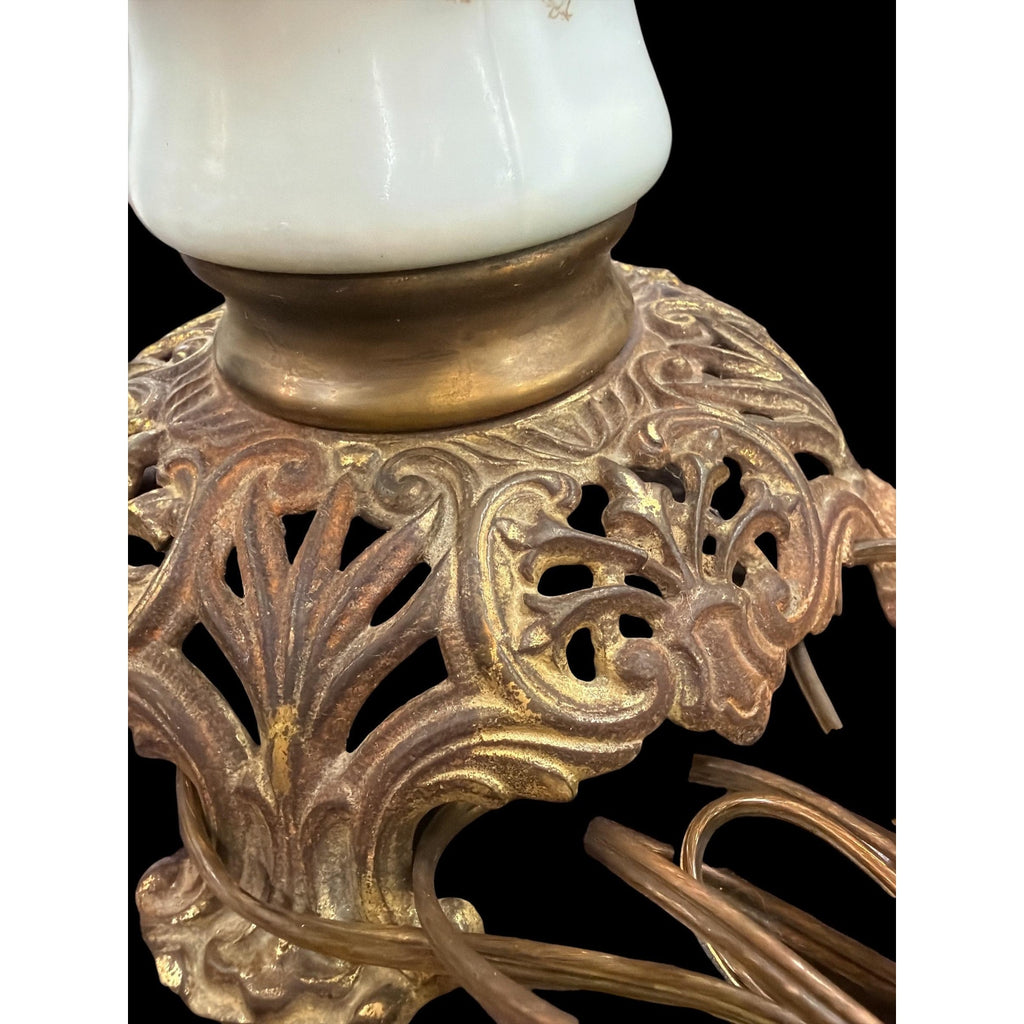 Antique Gone With The Wind Lamp, Hand Painted Roses