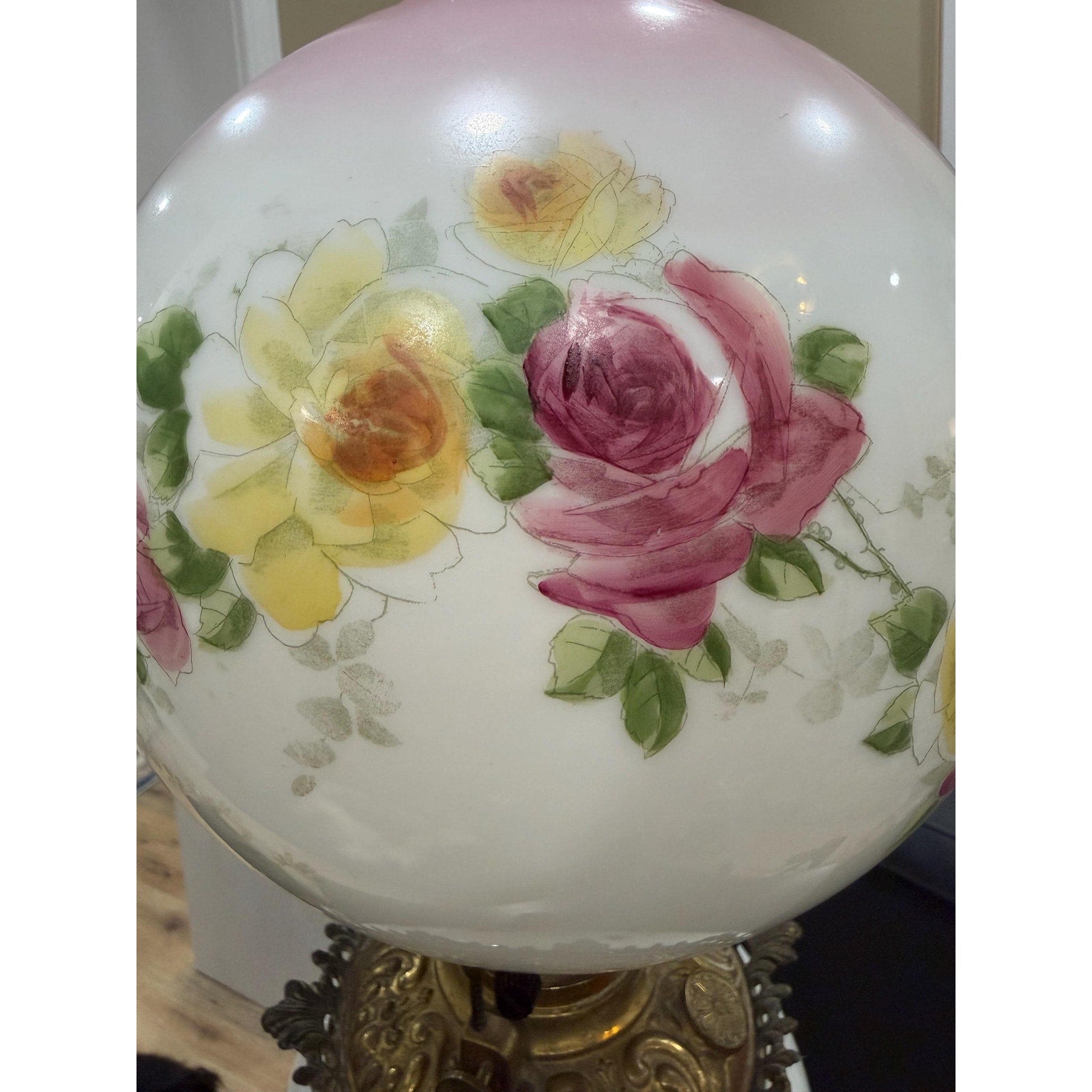 Antique Gone With The Wind Lamp, Hand Painted Roses