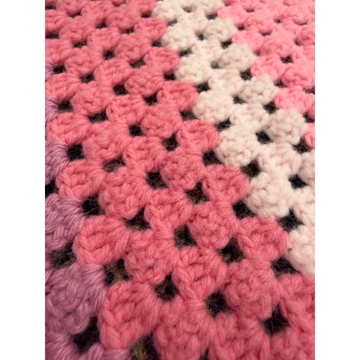Vintage 1970s Crochet Afghan Handmade Retro Granny Square Lap Blanket 39"