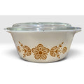 Vintage Pyrex Butterfly Gold 472-B Casserole Dish with Lid 750 mL 1970s – main view