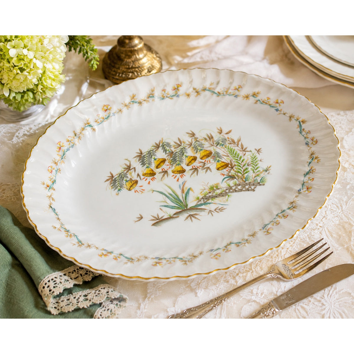 Vintage Syracuse China Temple Bells 14 Inch Oval Serving Platter Gold Trim – main view