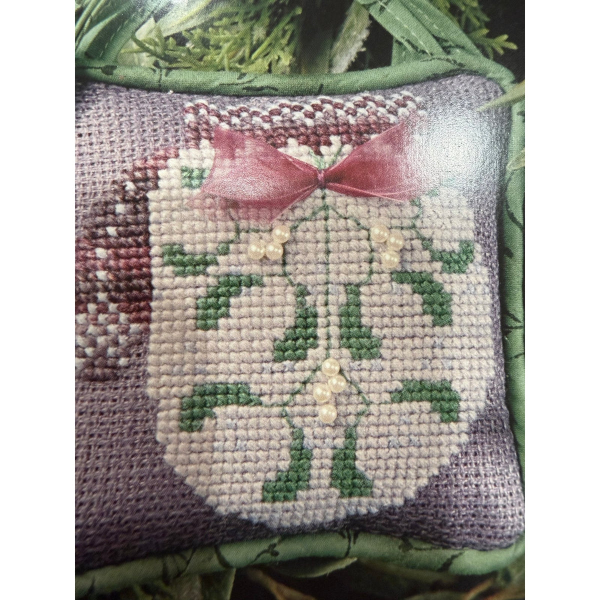 The Cricket Collection No 229 Kissing Mittens
