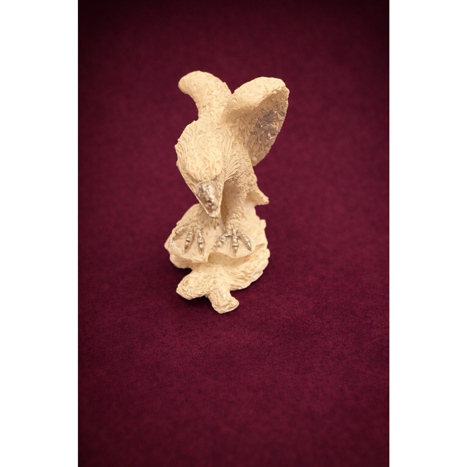 Miniature Eagle Figurine Tiny Wildlife Sculpture Americana Decor 3/4”