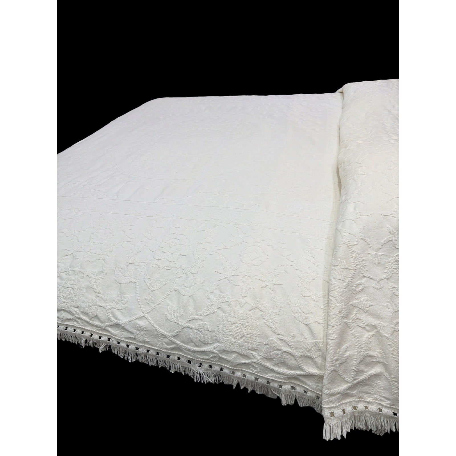 Vintage Crown Crafts Cotton Bedspread Queen Ivory Jacquard Floral Medallion