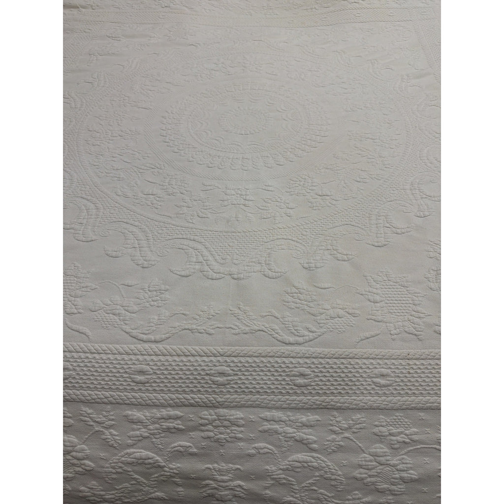 Vintage Bates Queen Elizabeth White Cotton Bedspread Full 94x110 Fringed