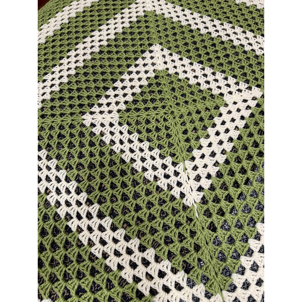 The Greenbrier Vintage Crochet Afghan Celery Green Cream Lap Blanket 48 x 48 – additional view 6