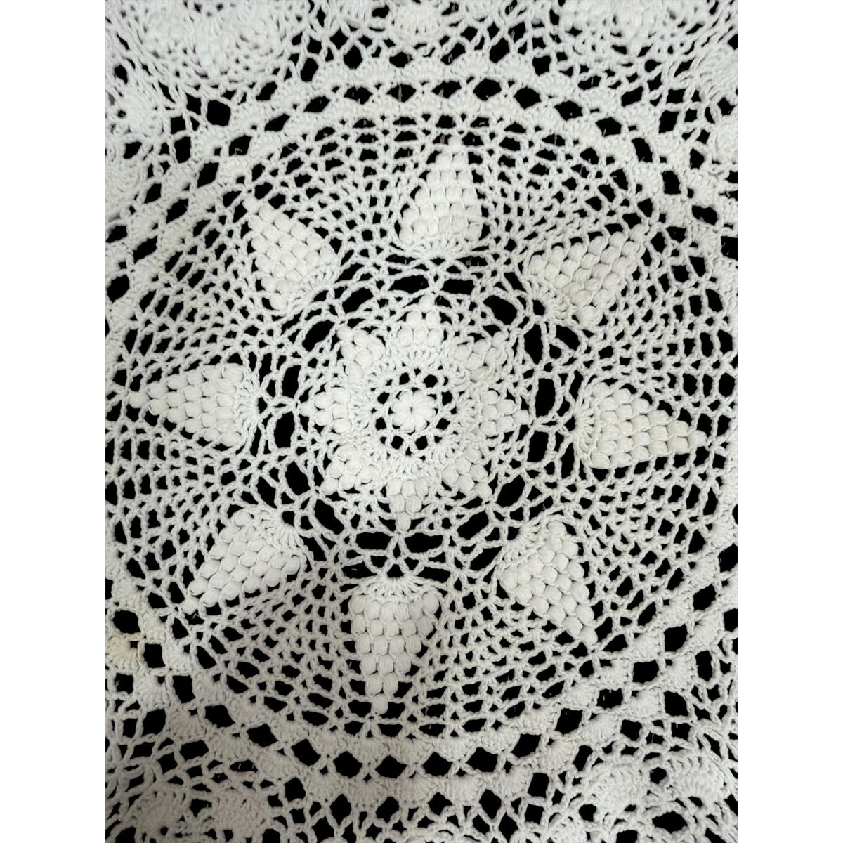 Vintage Hand Crochet Lace Tablecloth 57" Round Floral Wedding Table Linen – additional view 9