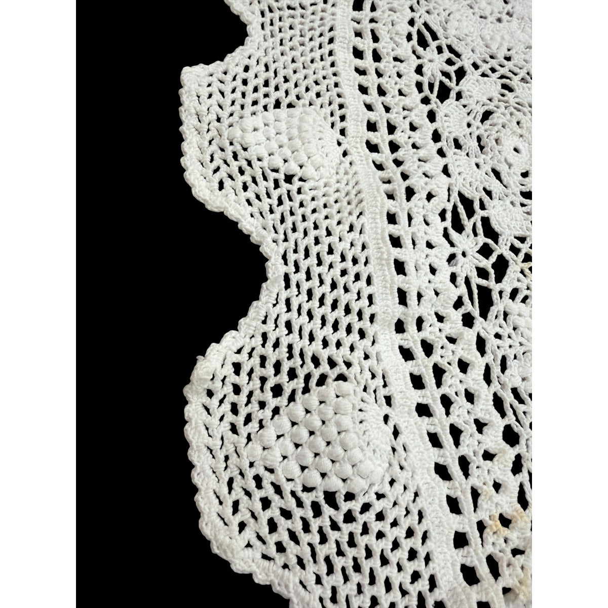 Vintage Hand Crochet Lace Tablecloth 57" Round Floral Wedding Table Linen – additional view 5