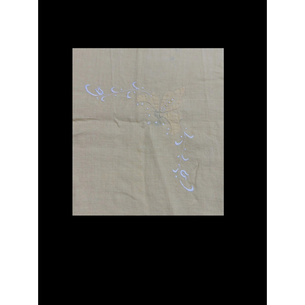 Pale Yellow Handkerchief Weight Table Cloth 32” square Vintage – additional view 3