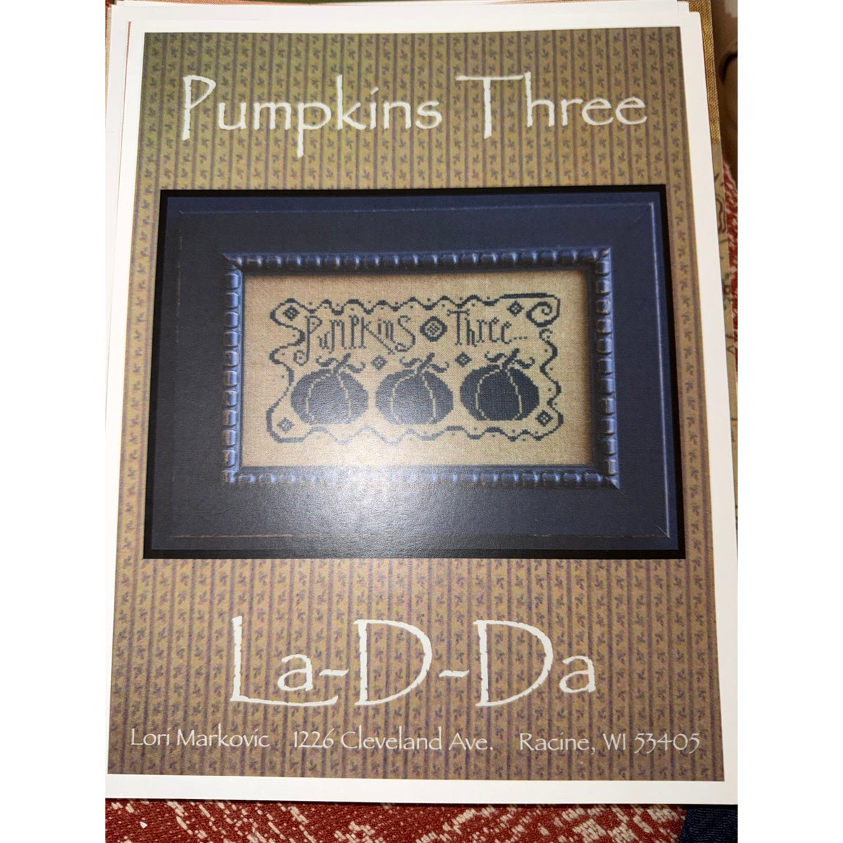 La-D-Da Pumpkins Three Fall Cross Stitch Pattern NOS
