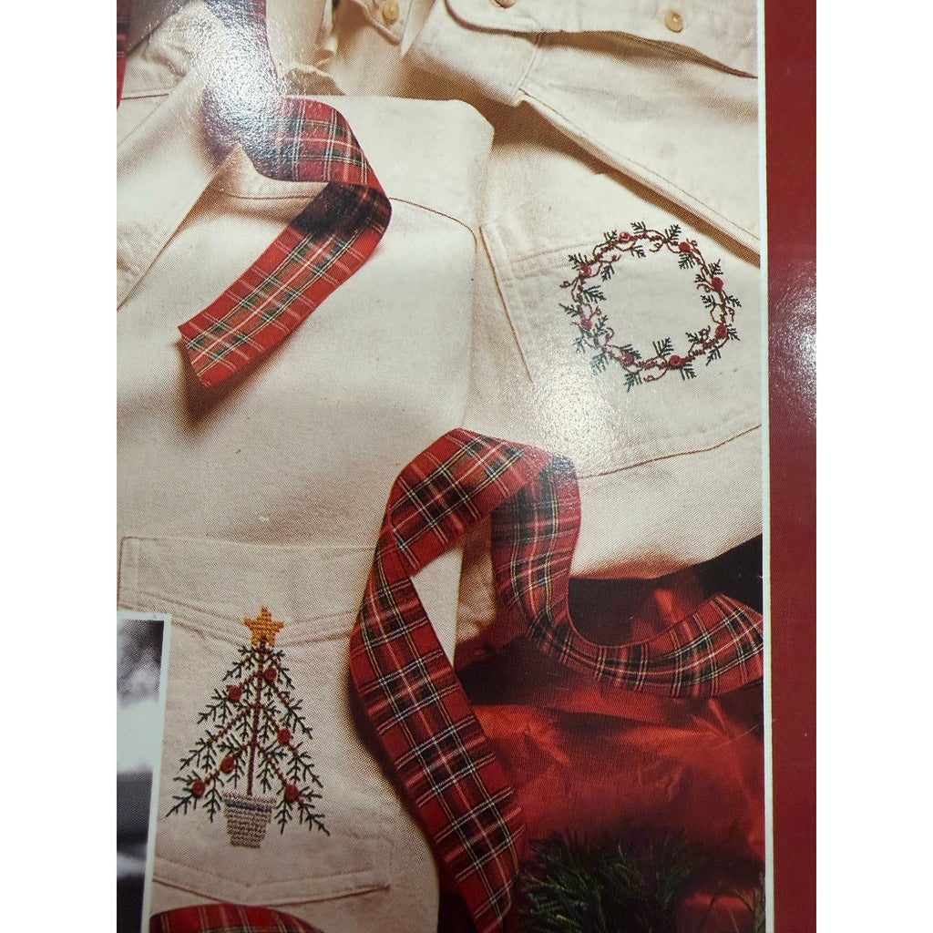 Leisure Arts Merry Christmas Cross Stitch Book 2691 NOS