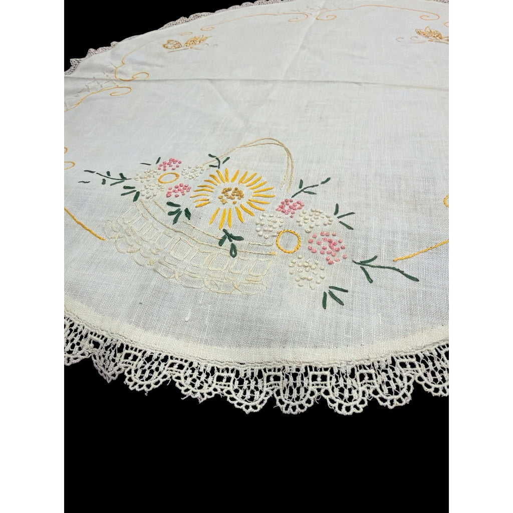 1940s Hand Embroidered Linen Centerpiece Flower Basket Butterflies Lace – additional view 7
