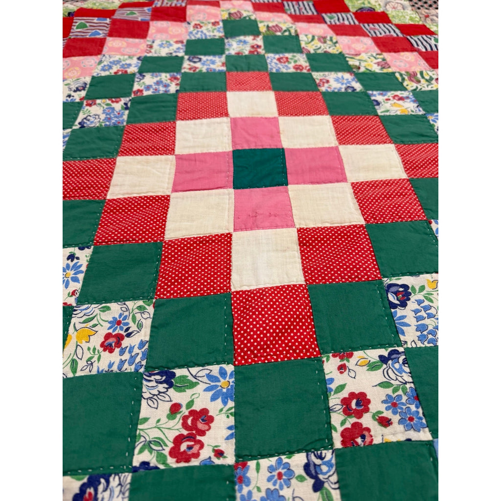 Vintage Hand Pieced Hand Quilted Trip Around the World Quilt 70x72