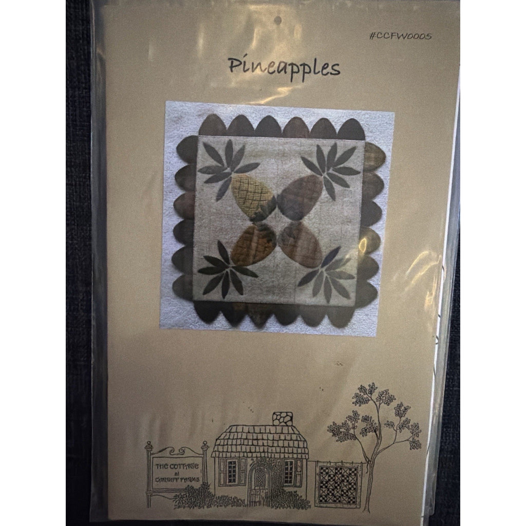 Cardiff Farms Pineapples Wool Applique Pattern 19x19 Mat