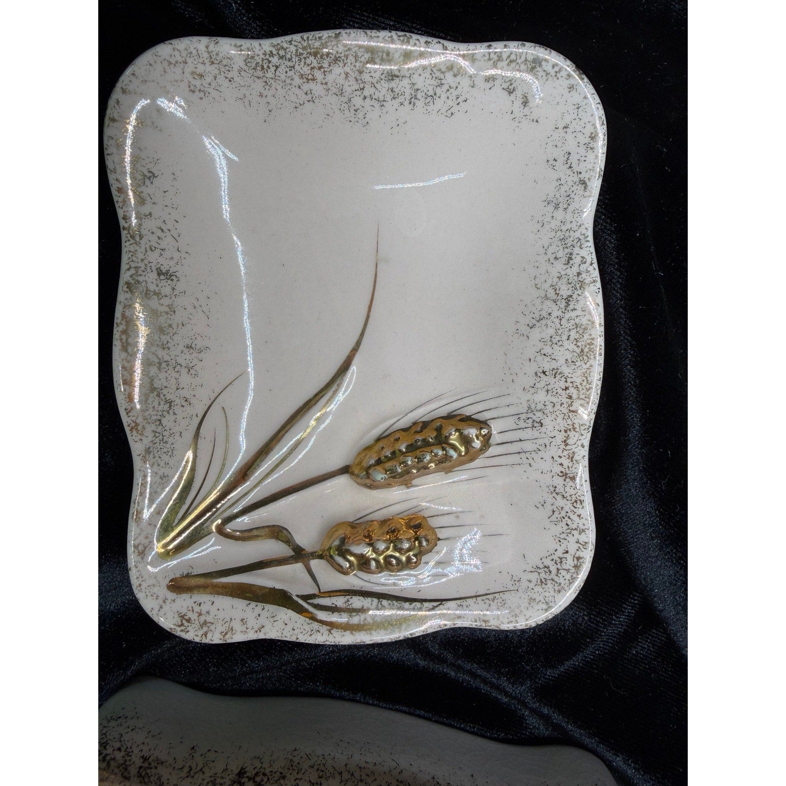 Vintage Lefton Pink Wheat Vanity Set 3 Piece Trinket Box Dresser Tray 1956