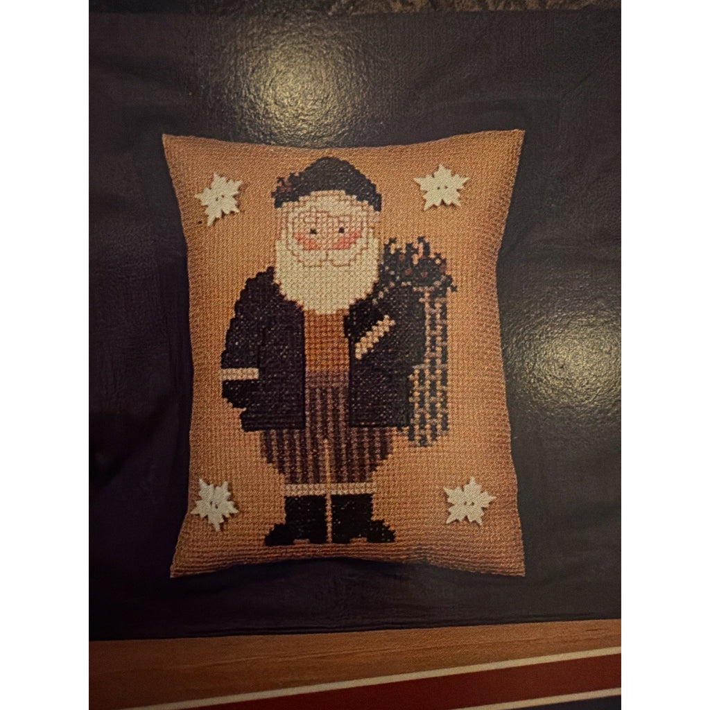 Needle Love Tweed Twinkle Santas #41 Primitive Santa Cross Stitch Pattern