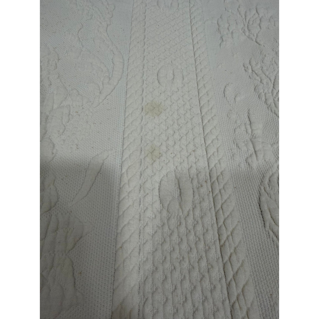 Vintage Bates Queen Elizabeth White Cotton Bedspread Full 94x110 Fringed