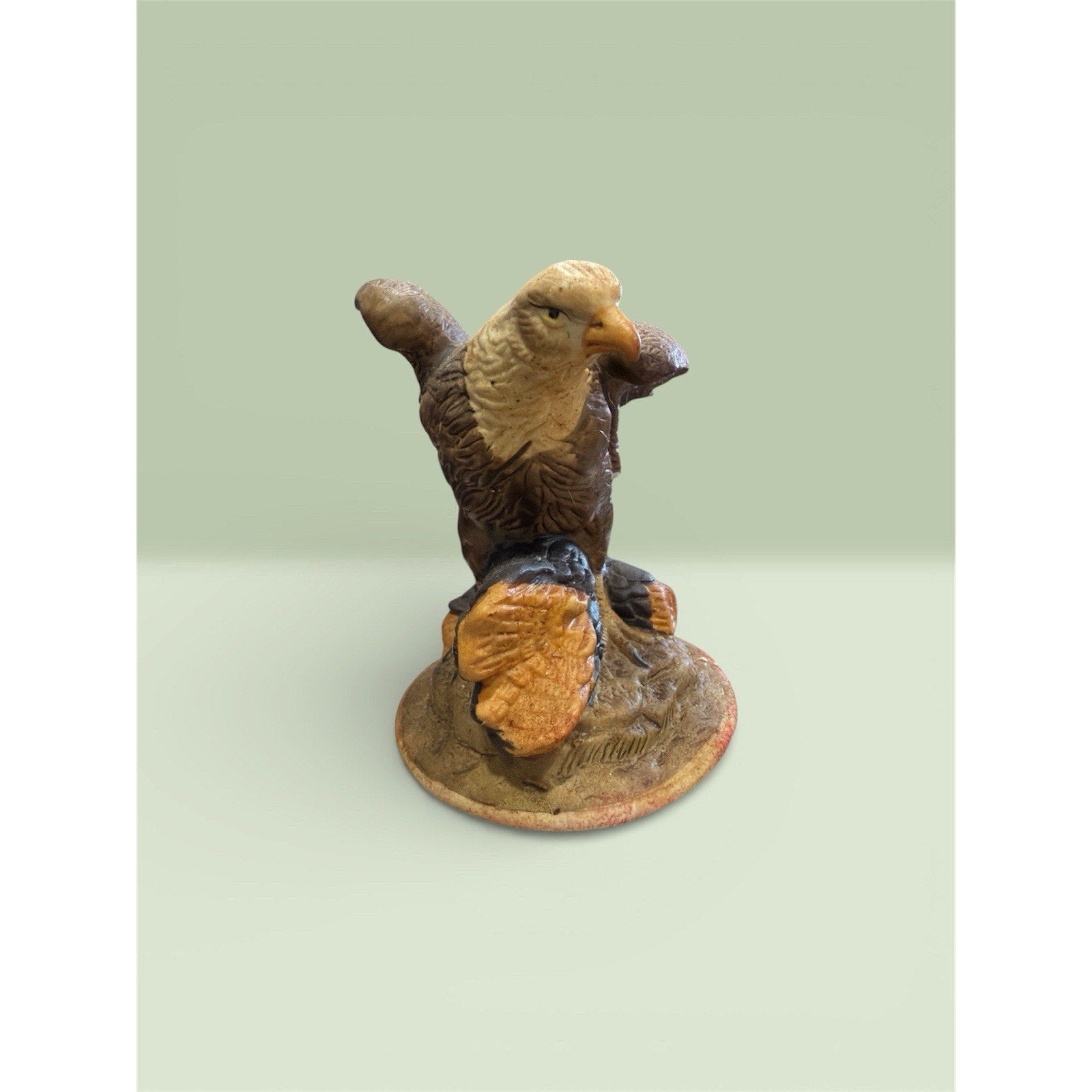 Vintage Bald Eagle Figurine Resin Wildlife Statue Made in Taiwan Cabin Decor