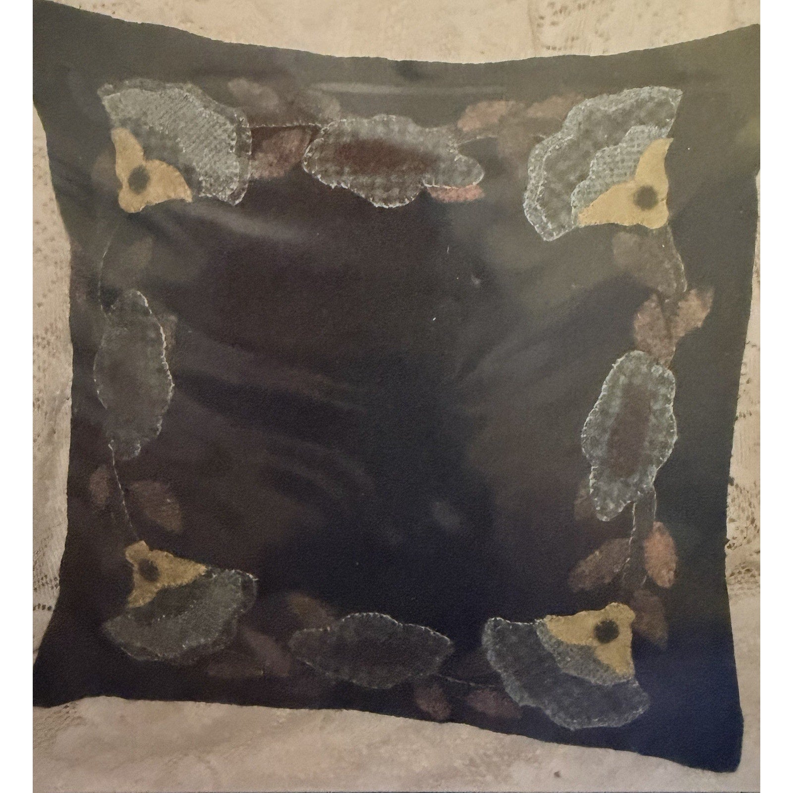 Ring of Flowers Wool Applique Pillow Pattern Crane Design