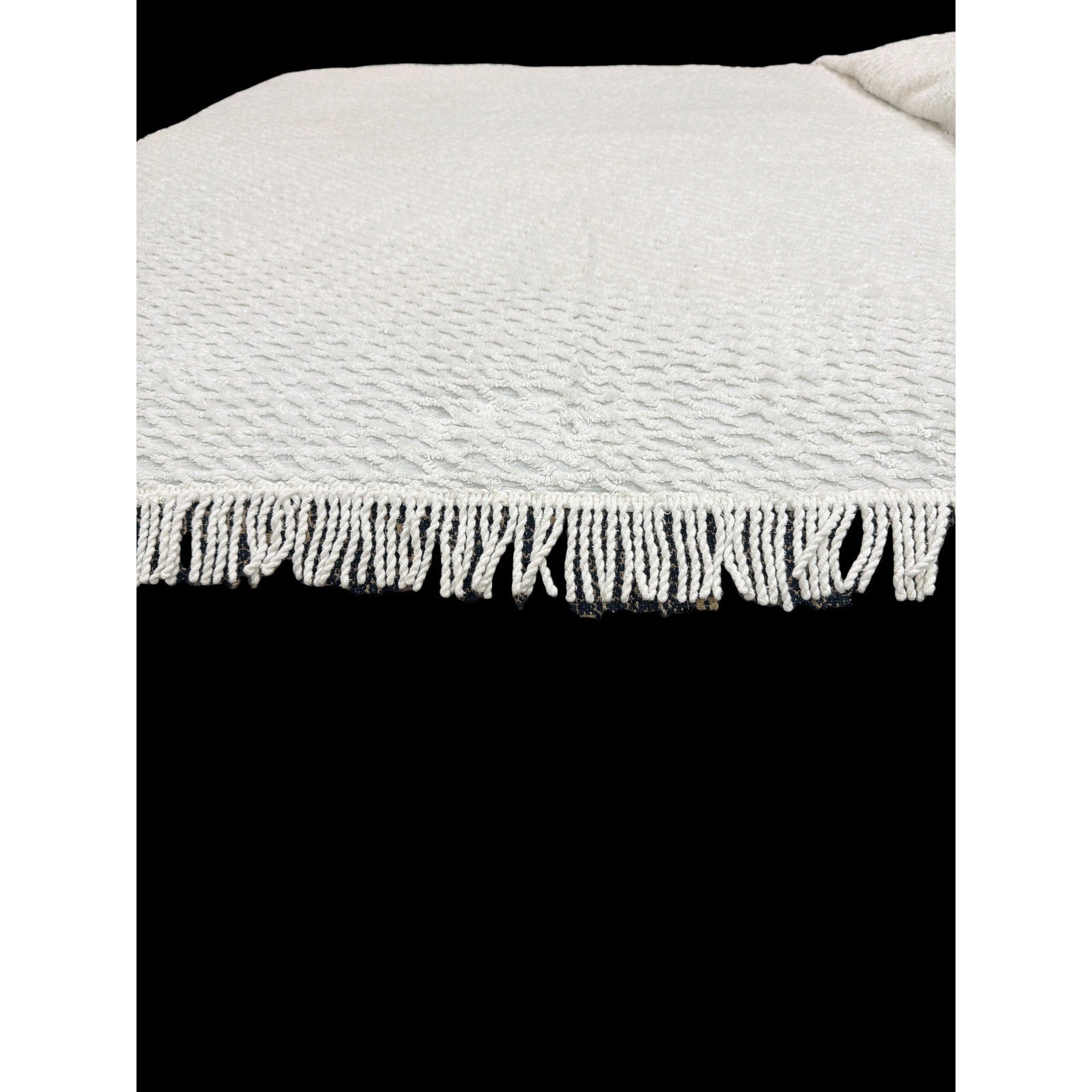 Vintage White Chenille Bedspread Queen Size 82x104 Crosshatch Fringe Cotton MCM