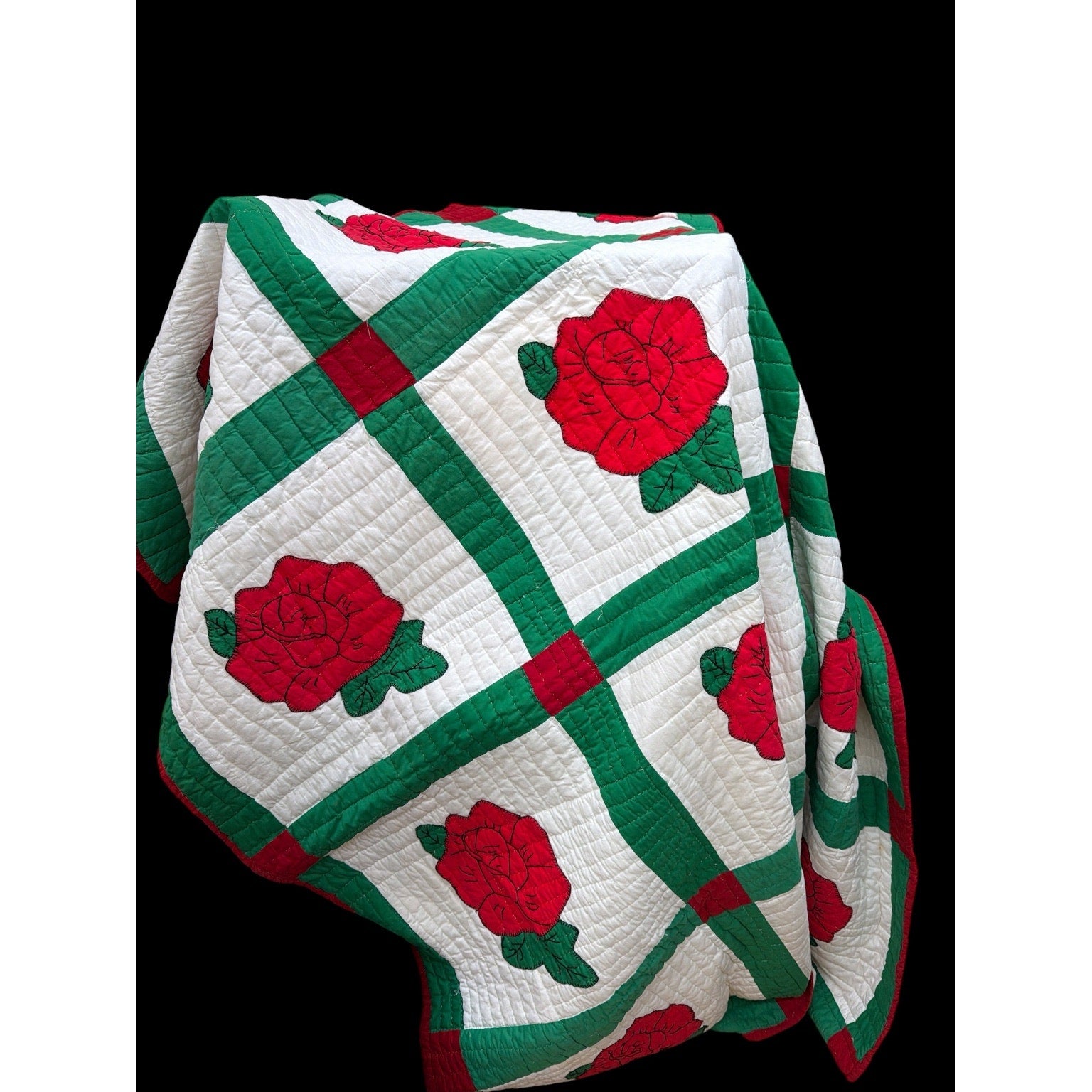 Vintage Handmade Rose Applique Quilt Hand Quilted 70x78 Floral Cottage