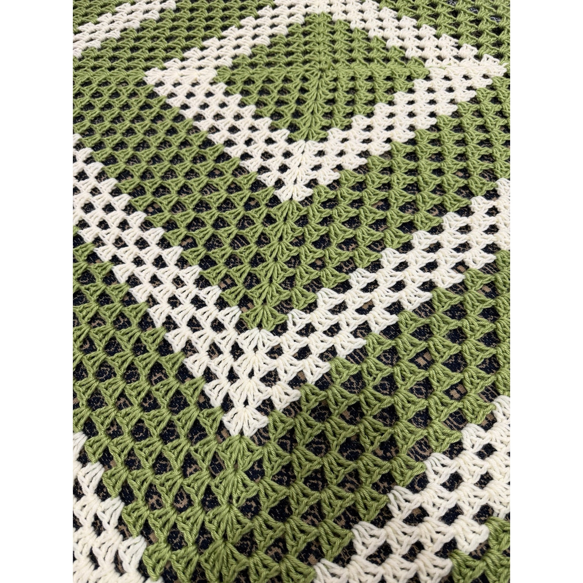 The Greenbrier Vintage Crochet Afghan Celery Green Cream Lap Blanket 48 x 48 – additional view 7