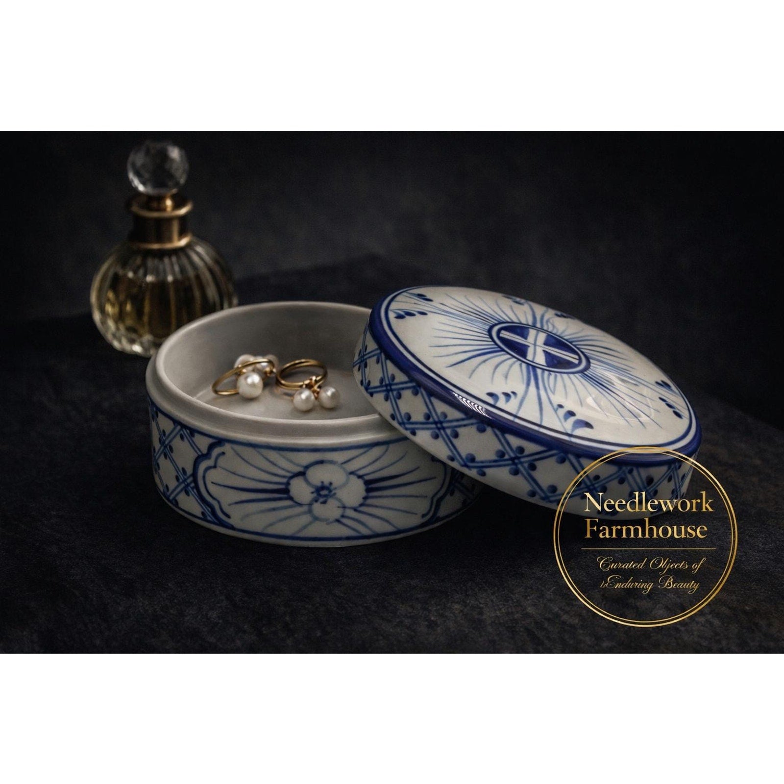 Blue White Porcelain Trinket Box, Chinoiserie Lidded Jewelry Storage