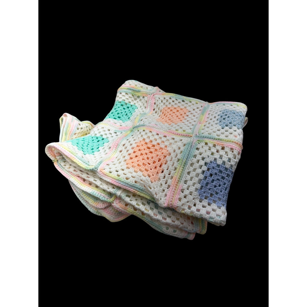 Handmade Pastel Crochet Granny Square Afghan Twin Bedspread 74 x 68