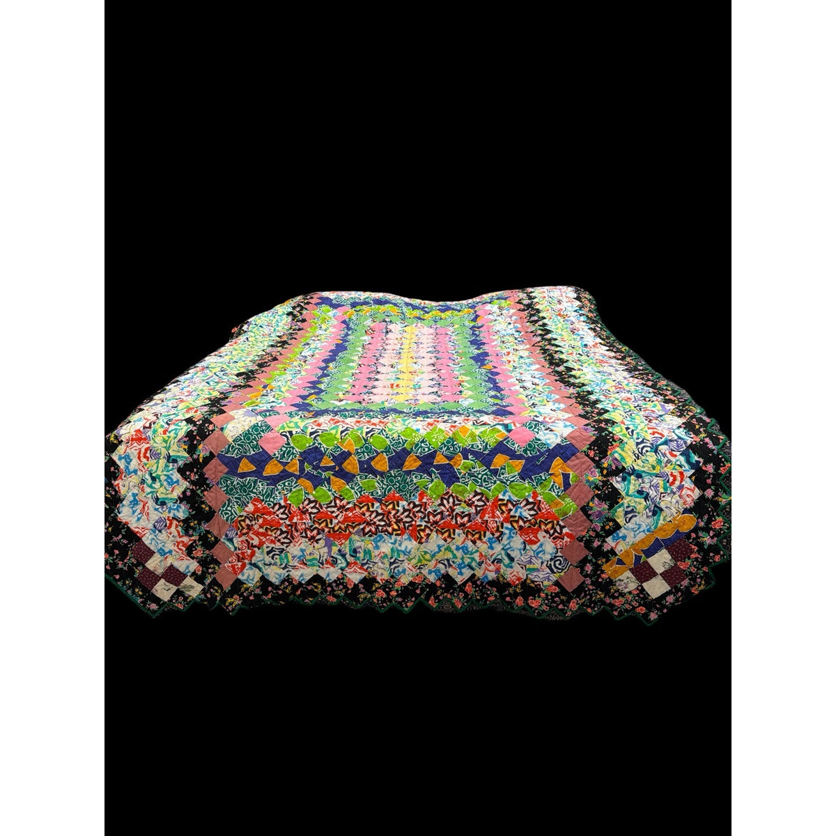 Vintage Hand Quilted Patchwork Quilt Ruby South Sawtooth Edge 106" x 75" – additional view 3