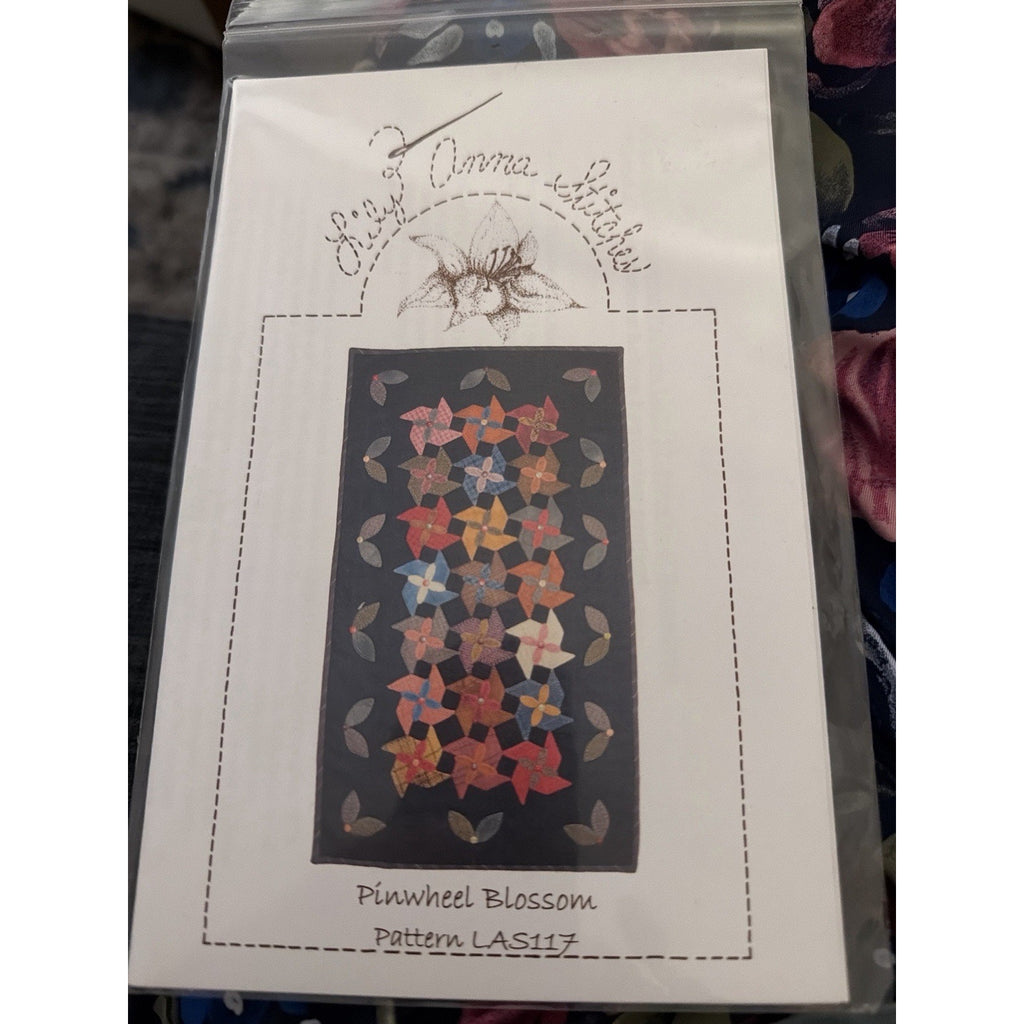 Lily Anna Stitches Pinwheel Blossom Pattern LAS117 Wool Applique