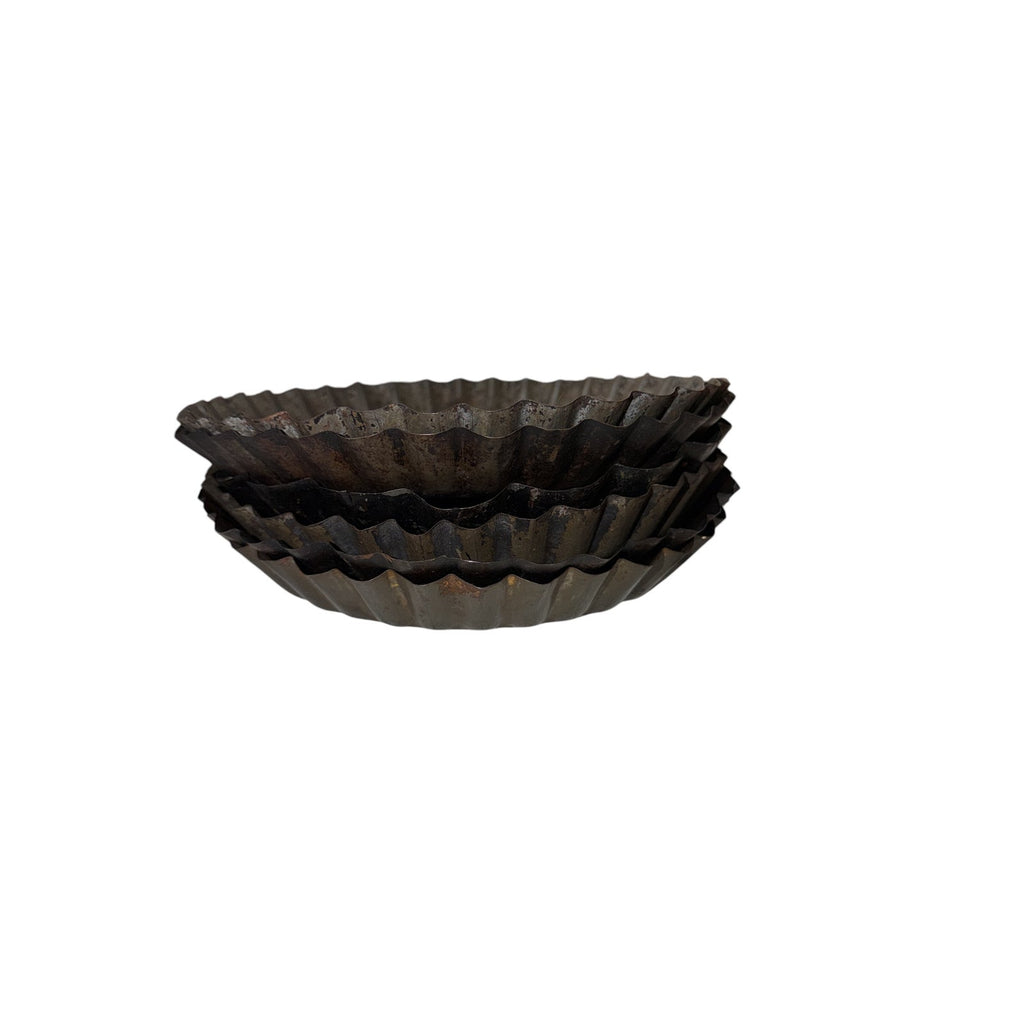 Vintage Fluted Tin Pie Pans Set of 6 Primitive Tart Molds 8.5 Inch