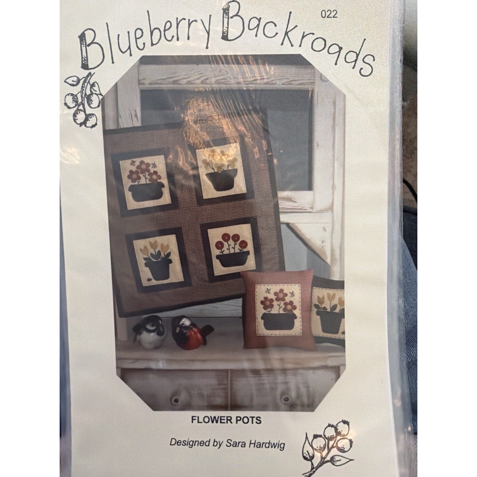 Blueberry Backroads Flower Pots Quilt Pattern 2011 Sara Hardwig NOS
